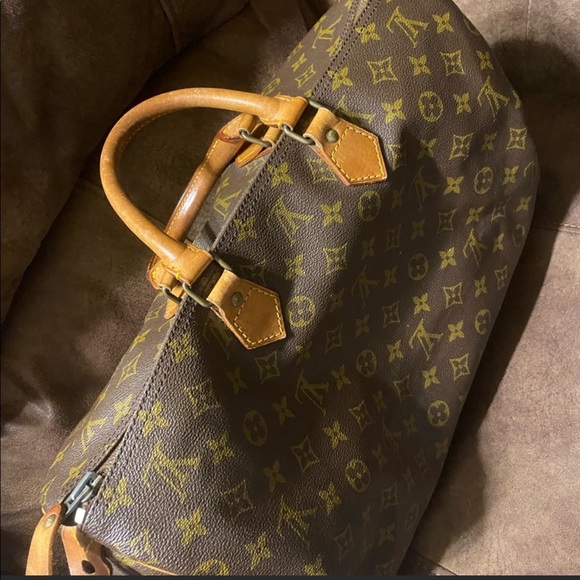 Authentic Louis Vuitton speedy 40 - Picture 5 of 13